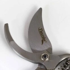 Eco Plant Works -Eco Plant Works Flexrake ForgedBypassPruner Detail